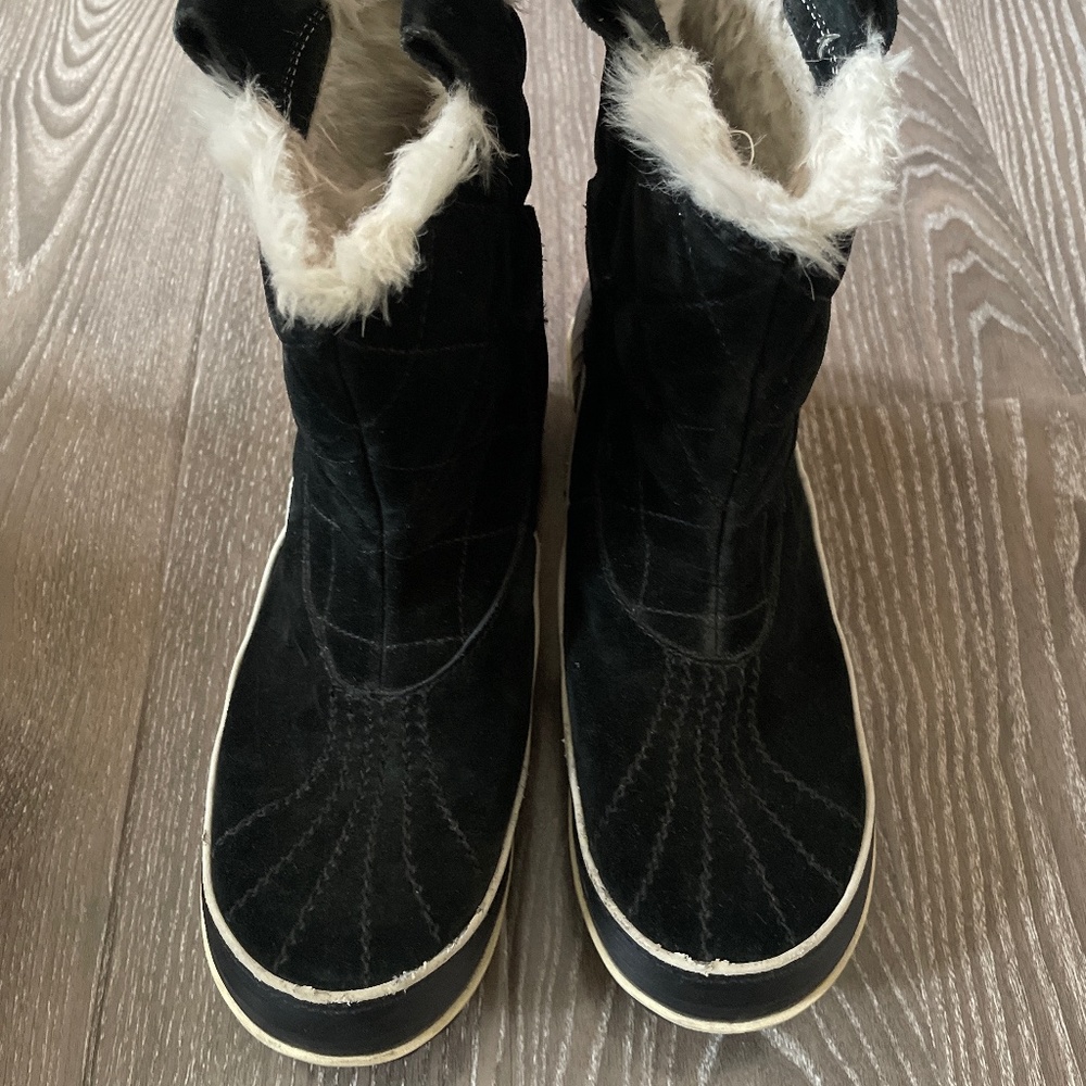 Sorel Tivoli II Black Pull On Boots